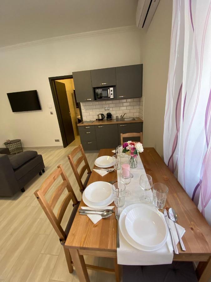 Karinthy Haz Guest House ชิโอฟก ภายนอก รูปภาพ