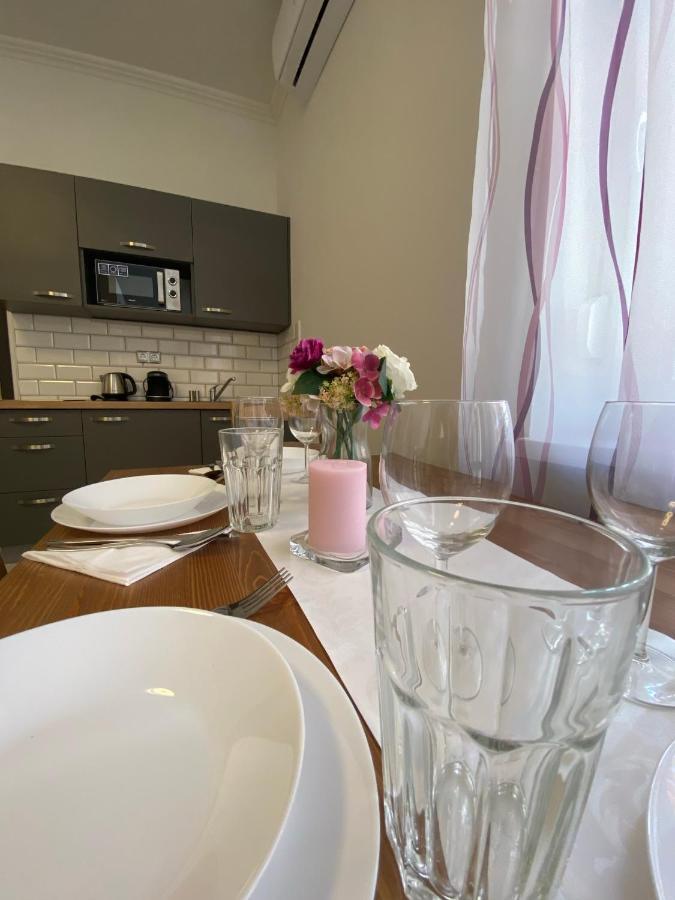 Karinthy Haz Guest House ชิโอฟก ภายนอก รูปภาพ