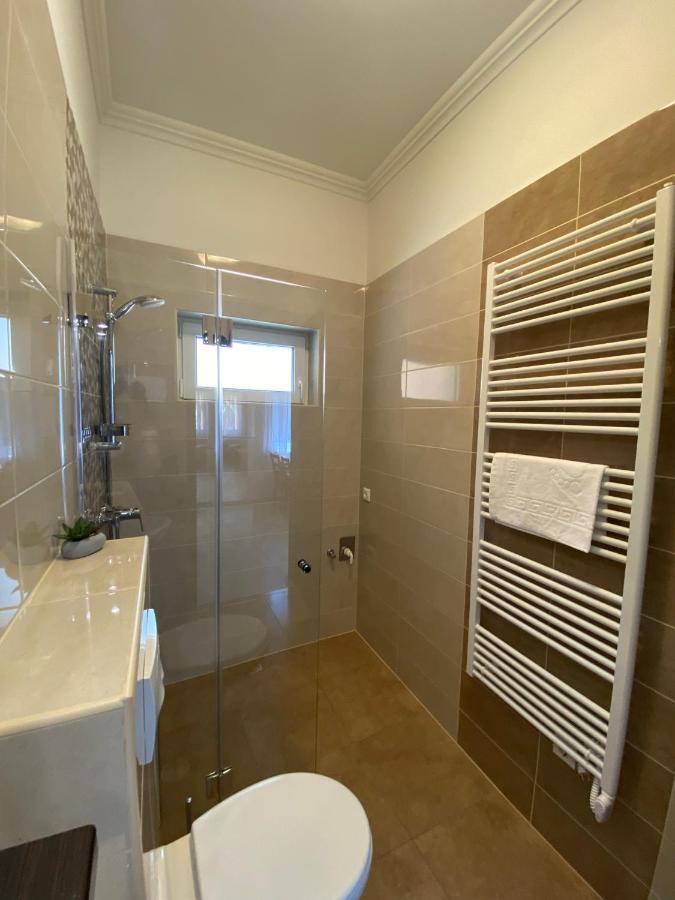 Karinthy Haz Guest House ชิโอฟก ภายนอก รูปภาพ